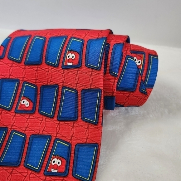 EAGLES Wings Bob The Tomato Cartoon Veggie Tales Vintage VTG Novelty Necktie - Picture 2 of 10